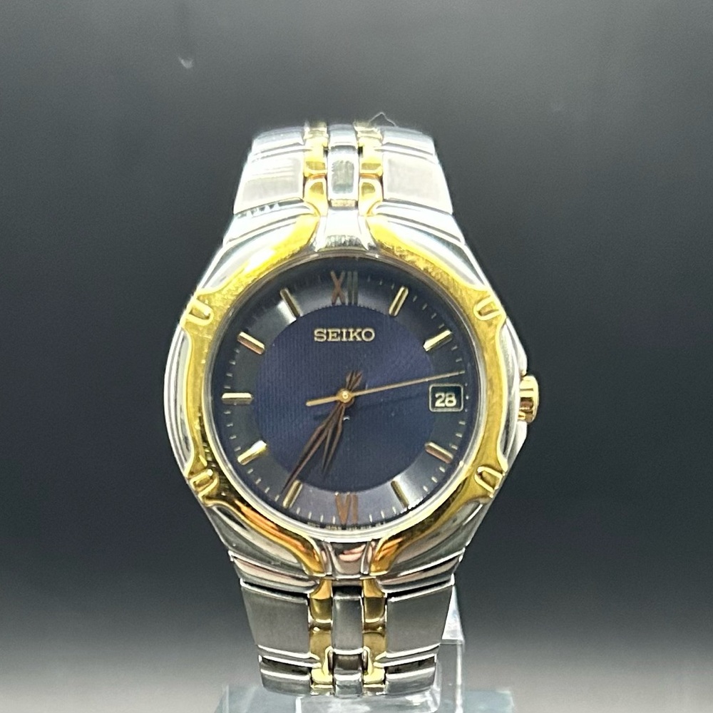Seiko Men's Vintage Blue Dial Two-Tone Bracelet Quartz Watch 39mm Preowned
